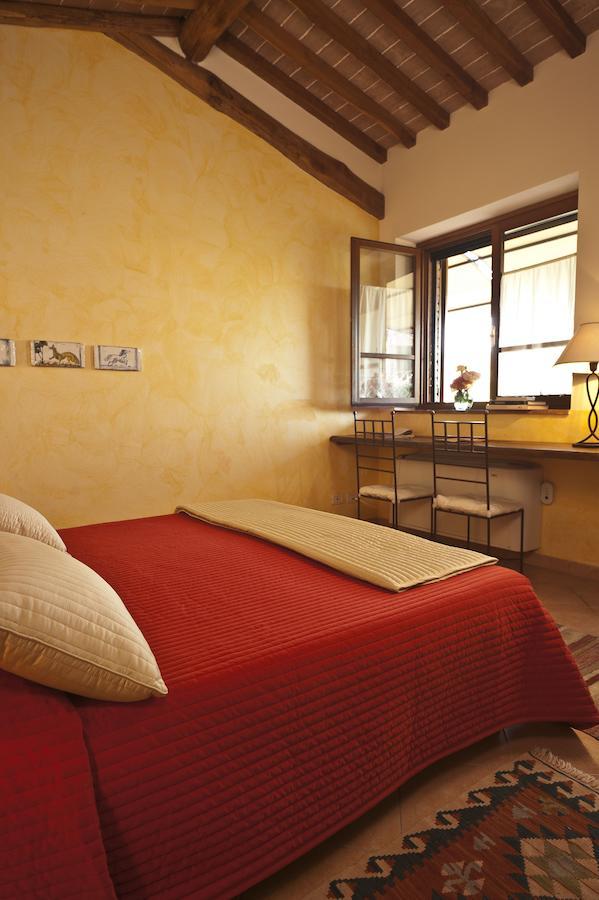 Agriturismo & Cantina Tenuta Casteani Ribolla Habitación foto
